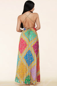 Vintage floral maxi dress with beautiful summery colors xy low-back.